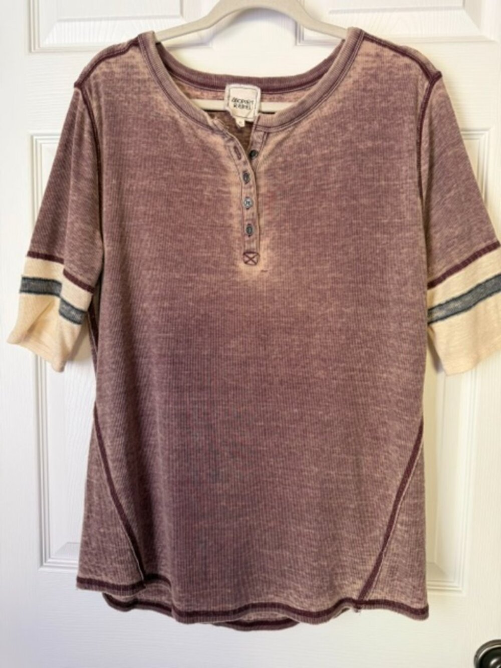 Modish Rebel Top from Buckle - Size XL